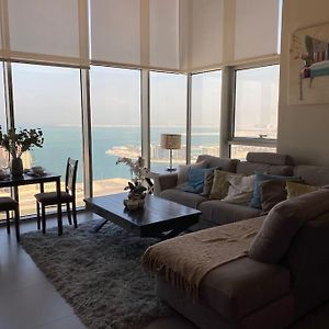 Apartamento The Blue View Manama Exterior photo