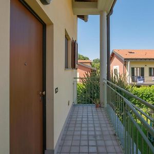 Cozy Apartment In Cadrezzate Con Osmate With Wifi Exterior photo