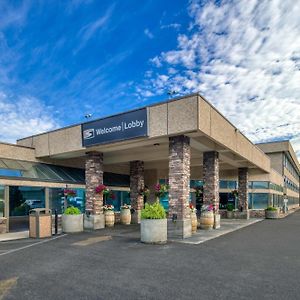 Sandman Hotel Penticton Exterior photo