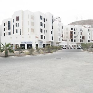 Apartamento Near Alqurum Beach, Free Parking Mascate Exterior photo