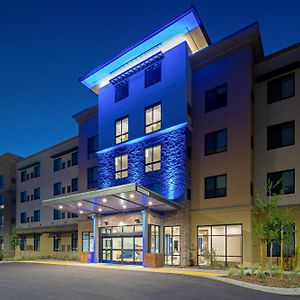 Holiday Inn Express&Suites - Valencia - Santa Clarita, an IHG Hotel Exterior photo