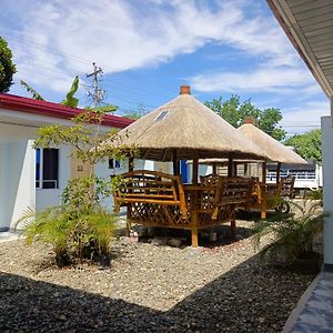 3 Sisters Guest House 1 Moalboal Exterior photo