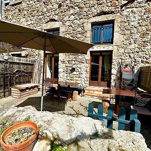 Apartamento Rives De Bourges Burzet Exterior photo