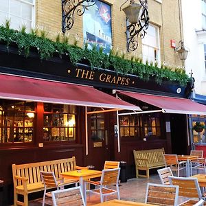 Hotel The Grapes Pub Southampton Exterior photo