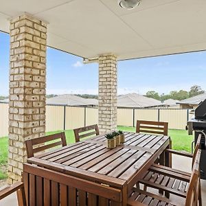 Villa Tempranillo Fire Pit Among The Vineyards Cessnock Exterior photo