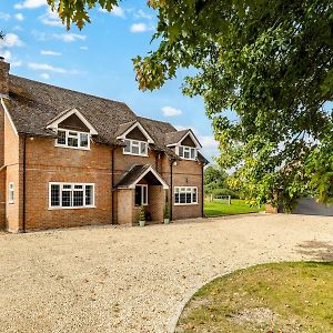 Chilterns Countryside Hideaway With Hot Tub Pass The Keys Villa Princes Risborough Exterior photo