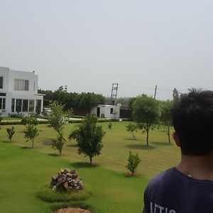 Ekant Farm Villa Sohna Exterior photo