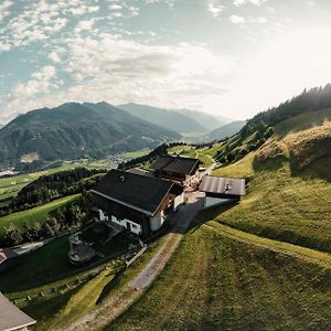 Apartamento Peter'S - Bergbauernhof Mit Weitblick Bramberg am Wildkogel Exterior photo