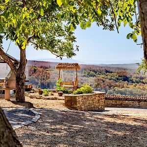 Hotel Complex Arbanashki Style-Panoramic View With Summer And Winter Terrace, Jacuzzi, Sauna, Children'S And Adult Area With Cinema Summer Veliko Tárnovo Exterior photo