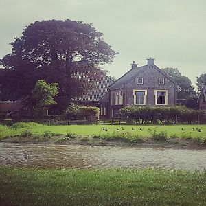 Charming House In Easterlittens On A Frisian Farm Villa Wommels Exterior photo