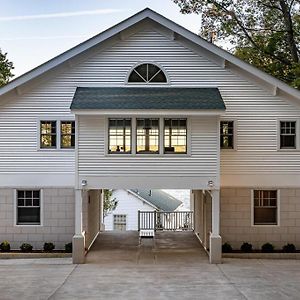 Brand New Custom Built Home On Lake Delevan Delavan Exterior photo