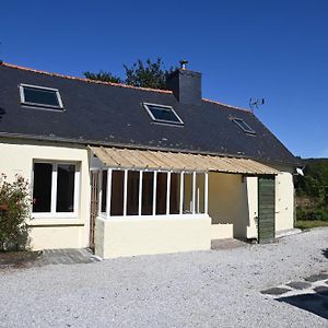 Keriven Cottage Caurel  Exterior photo