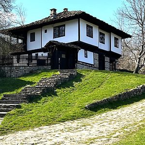 Hotel Къща За Гости Иван Карадимитров Bozhentsi Exterior photo