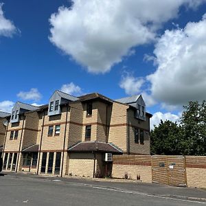 Hotel Riverside House Cirencester Exterior photo