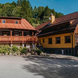 Hotel Penzión Ski Jezersko Exterior photo