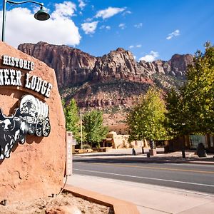 Pioneer Lodge Zion National Park-Springdale Exterior photo