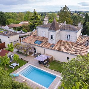 Le Jardin De Gassiot Offre Etape Pro Bed and Breakfast Saint-Quentin-de-Baron Exterior photo