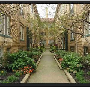 Apartamento Lakeview Gardens Cleveland Heights Exterior photo