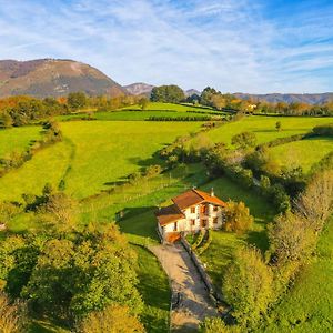 Casa Toki Eder, Espaciosa Casa Rural Para Familias Y Amigos Con Vistas Al Valle Villa Uztegui Exterior photo