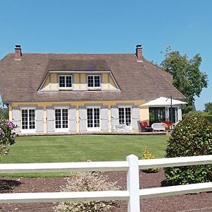 Hibiscus Bed and Breakfast Malaunay Exterior photo