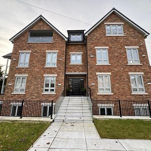 Parkside Court High Wycombe Exterior photo