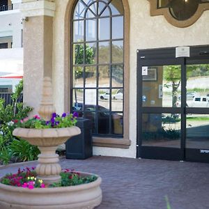 Quality Inn&Suites Camarillo-Oxnard Exterior photo