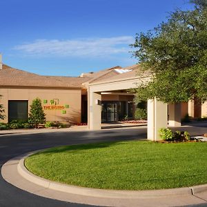 Hotel Courtyard By Marriott Oklahoma City Airport Exterior photo