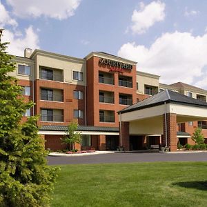 Hotel Courtyard By Marriott Akron Stow Exterior photo