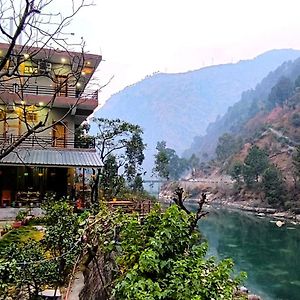 Hotel Tirthan Grand Riverside Banjār Exterior photo