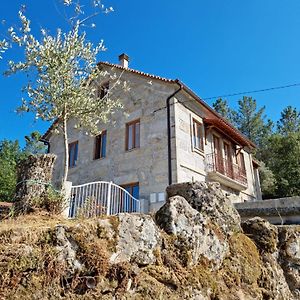 Paradiesli Bed and Breakfast Castelo de Penalva Exterior photo