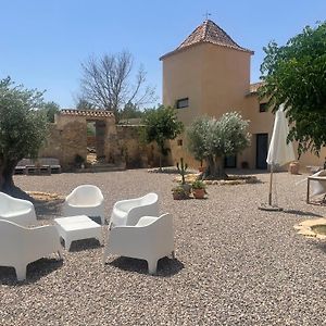 Finca Las Botas Bed and Breakfast Almansa Exterior photo