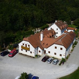 Hotel Pension Kadlcuv Mlyn Brno Exterior photo