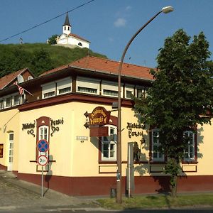 Alabárdos Panzió és Apartmanház Bed and Breakfast Esztergom Exterior photo