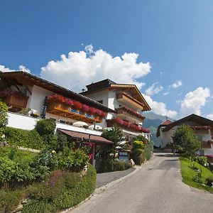 Hotel Gasthaus Jaufenblick San Martino in Passiria Exterior photo
