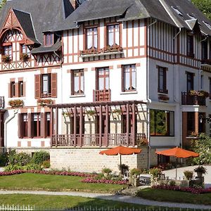 Hotel Bois Joli Bagnoles de l'Orne Normandie Exterior photo