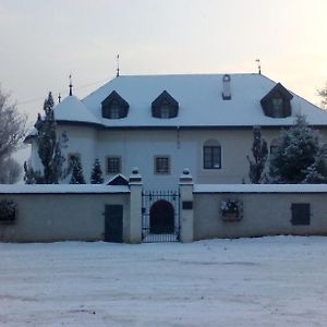 Apartamento Castle Kaštieľ Kotešová Exterior photo