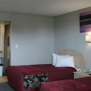 Greenhead Motel & Restaurant Provost Room photo