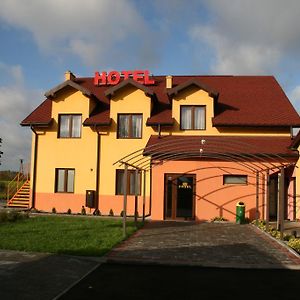 Hotel Kuznia Oberza Polska Łysomice Exterior photo