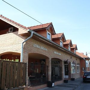 Sabbia Ristorante - Reštaurácia a Ubytovanie Prievidza Exterior photo