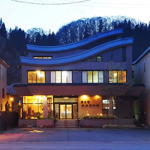 Hotel Tofuya Ryokan Yonezawa Exterior photo