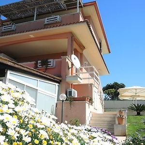 Le Ninfe Bed And Breakfast Anzio Exterior photo