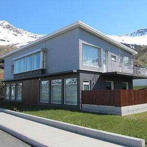 Seydisfjoerdur Apartment Seyðisfjörður Exterior photo