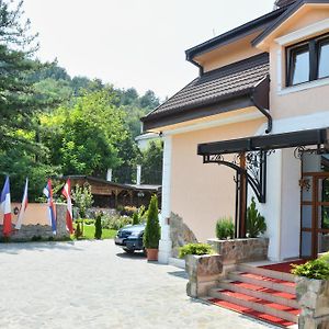Villa Vodno Skopie Exterior photo