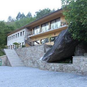 Hotel Pála dos Mouros Gerês Exterior photo