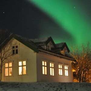 Hotel Kabelvag Feriehus & Camping Room photo