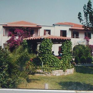 Hotel Elytis Potistika Exterior photo