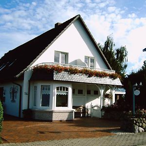 Hotel Gaestehaus Ziemann Friedrichstadt Exterior photo