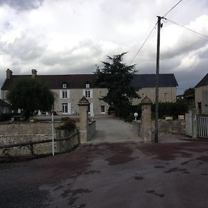 Domaine Saint-Hilaire Bed and Breakfast Exterior photo