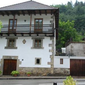 Apartamento Casa Rural Janet Izalzu Exterior photo