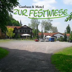 Motel Zur Festwiese Gierstädt Exterior photo